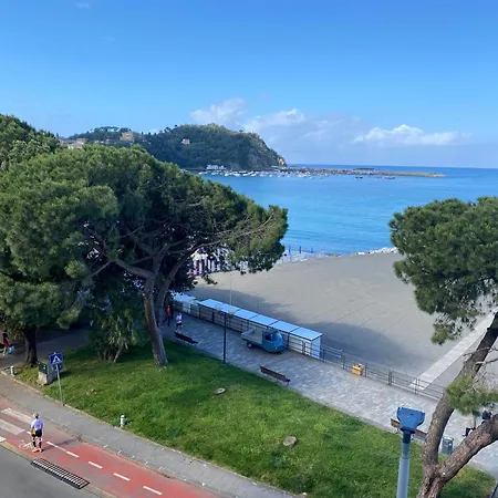 Lägenhet Sestri Sul Mare Enrico